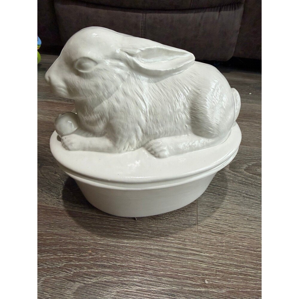 White Ceramic Bunny Rabbit Figurine on Pedestal Dish